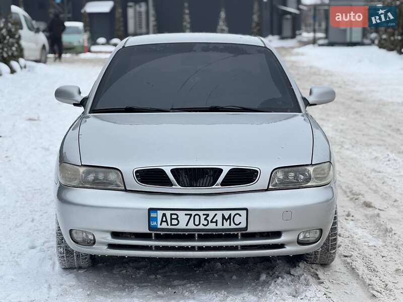 Седан Daewoo Nubira 1998 в Виннице