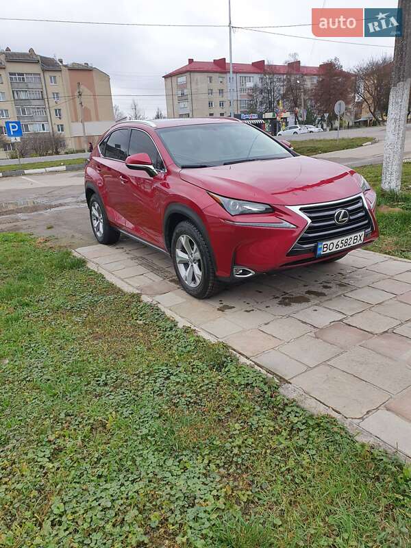 Внедорожник / Кроссовер Lexus NX 2017 в Теребовле