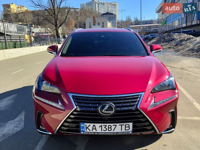 Позашляховик / Кросовер Lexus NX 2017 в Києві Позашляховик / Кросовер Lexus NX 2017 в Києві
