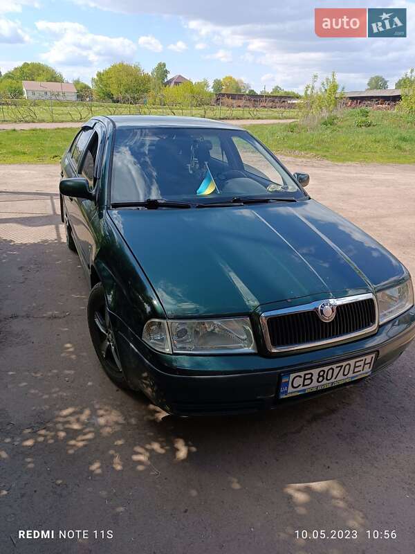 Лифтбек Skoda Octavia 2000 в Чернигове