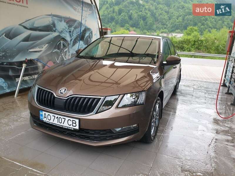 Ліфтбек Skoda Octavia 2019 в Рахові