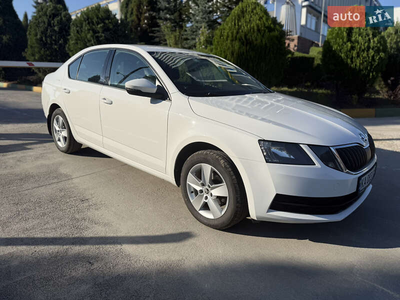 Лифтбек Skoda Octavia 2019 в Ивано-Франковске Лифтбек Skoda Octavia 2019 в Ивано-Франковске