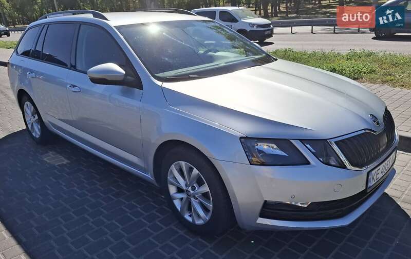 Универсал Skoda Octavia 2019 в Днепре