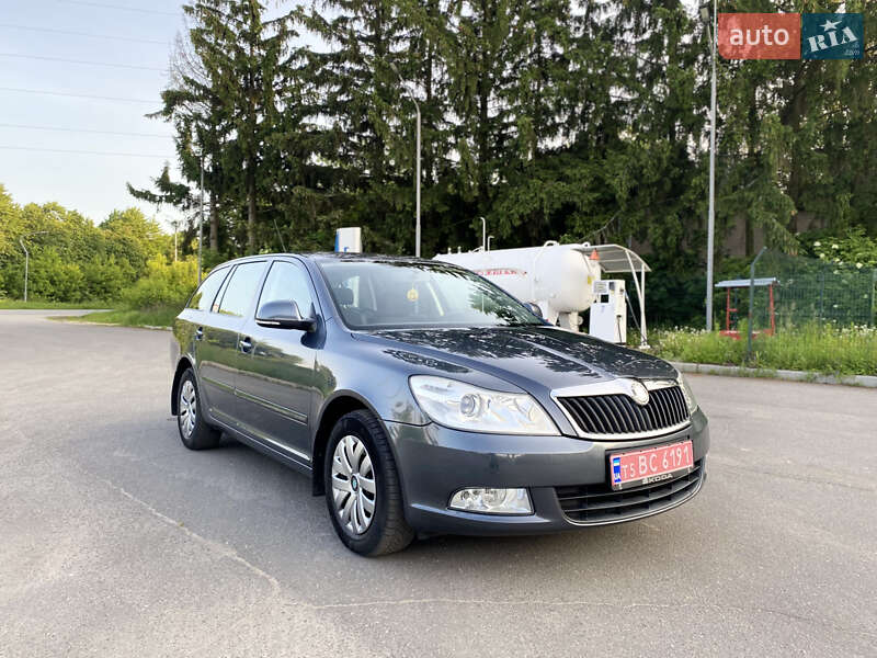 Универсал Skoda Octavia 2009 в Староконстантинове Универсал Skoda Octavia 2009 в Староконстантинове
