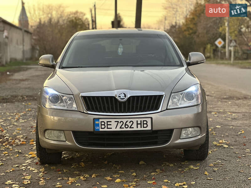 Лифтбек Skoda Octavia 2009 в Новом Буге
