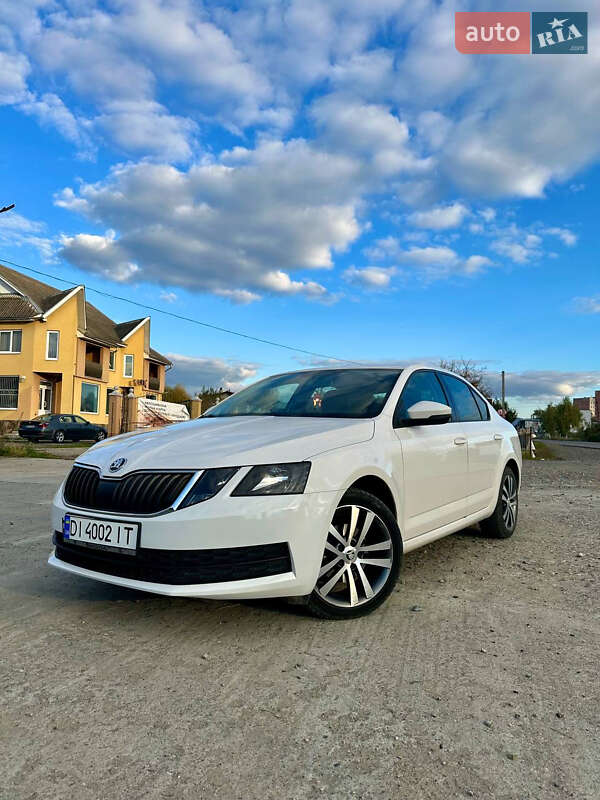 Лифтбек Skoda Octavia 2018 в Солотвине Лифтбек Skoda Octavia 2018 в Солотвине