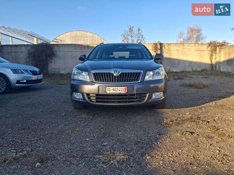 Универсал Skoda Octavia 2012 в Чернигове