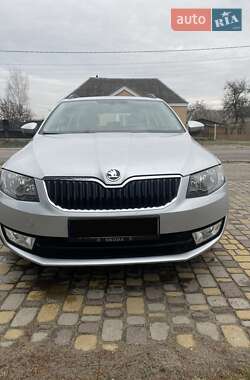 Универсал Skoda Octavia 2015 в Заречном