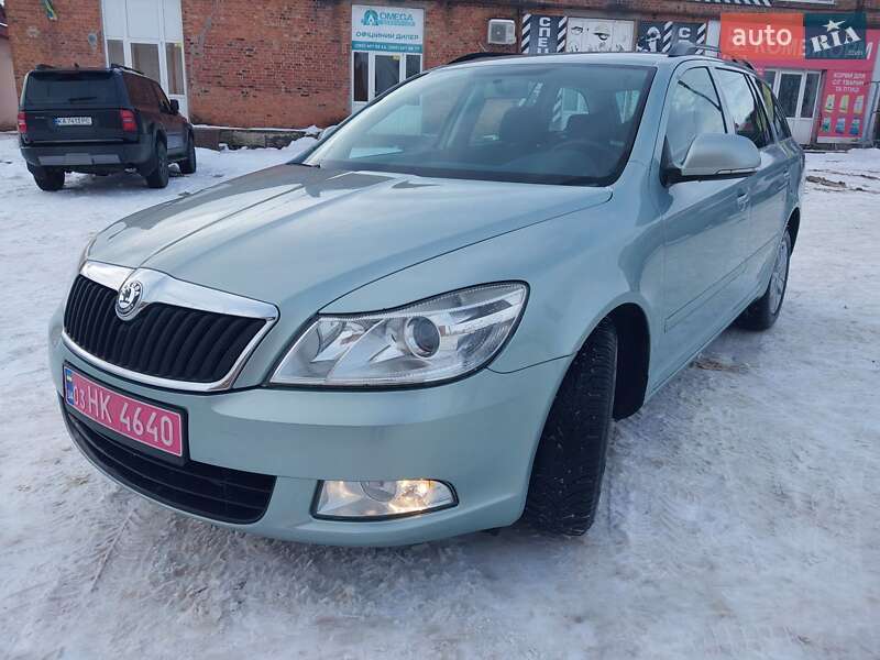 Универсал Skoda Octavia 2010 в Сумах