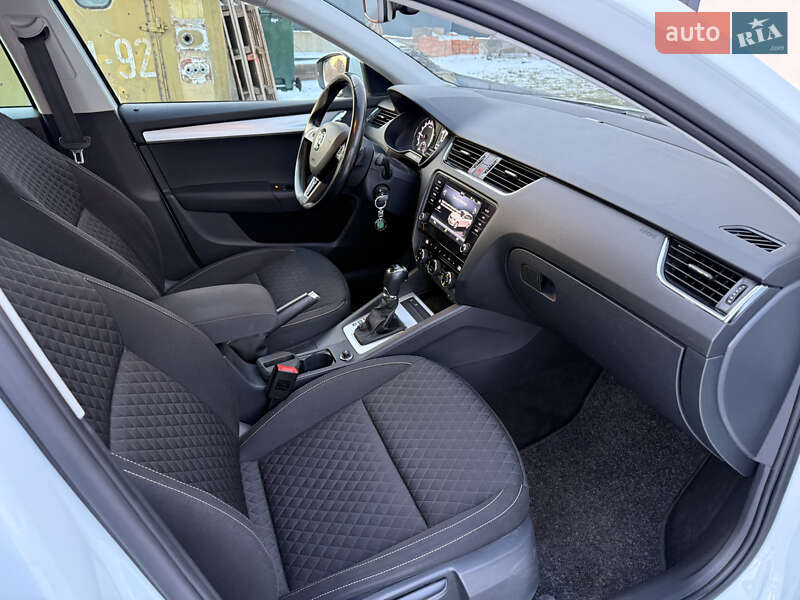 Универсал Skoda Octavia 2018 в Луцке