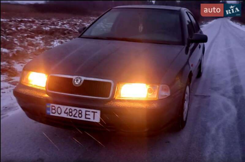 Лифтбек Skoda Octavia 1998 в Тернополе