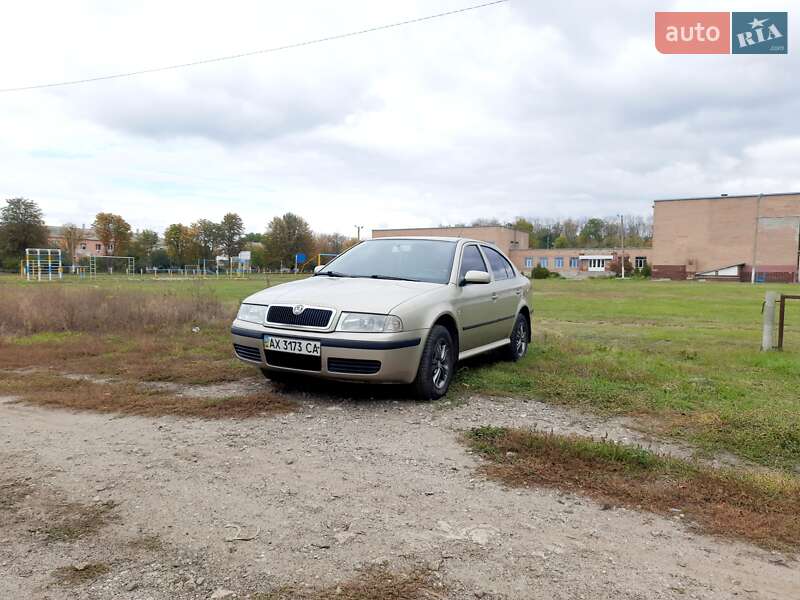 Лифтбек Skoda Octavia 2005 в Тарановке
