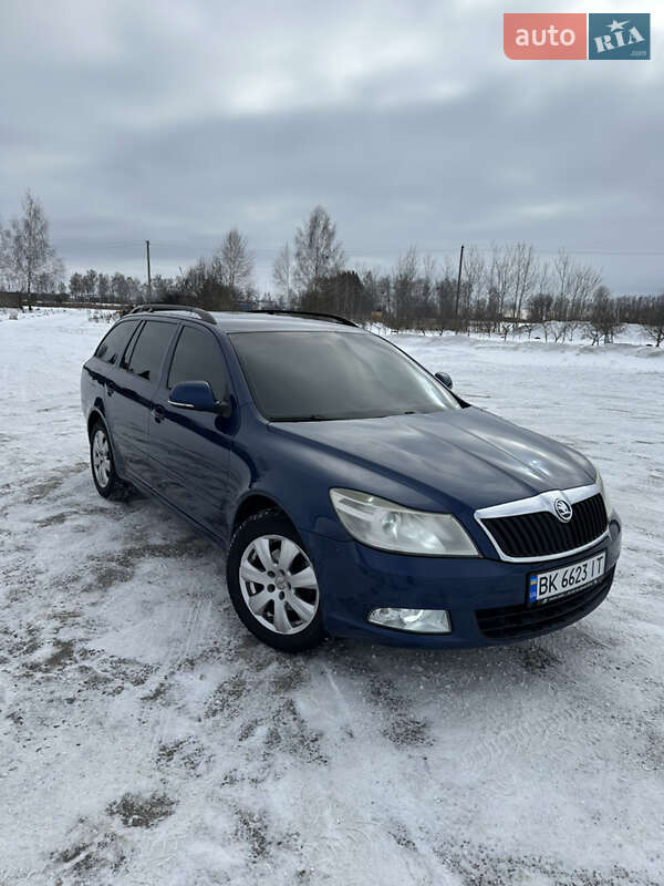Універсал Skoda Octavia 2009 в Березному