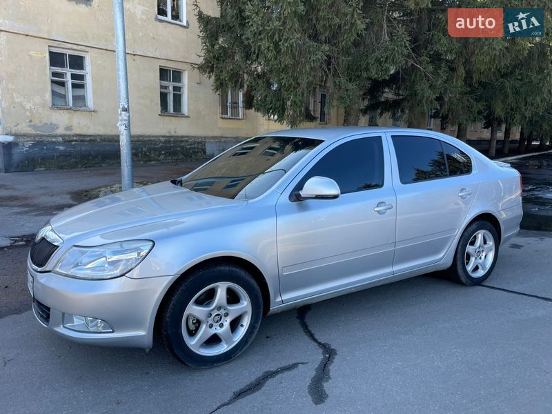 Ліфтбек Skoda Octavia 2011 в Жовтих Водах