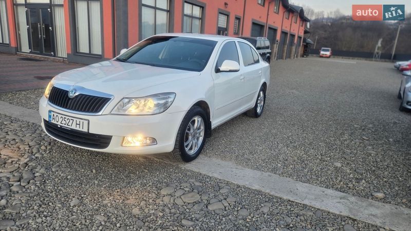 Лифтбек Skoda Octavia 2009 в Тячеве