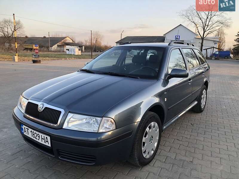 Универсал Skoda Octavia 2004 в Снятине