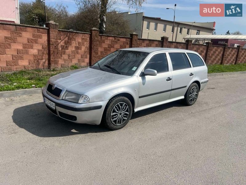 Универсал Skoda Octavia 1999 в Ровно