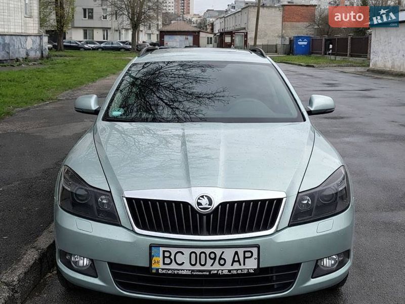 Универсал Skoda Octavia 2010 в Львове
