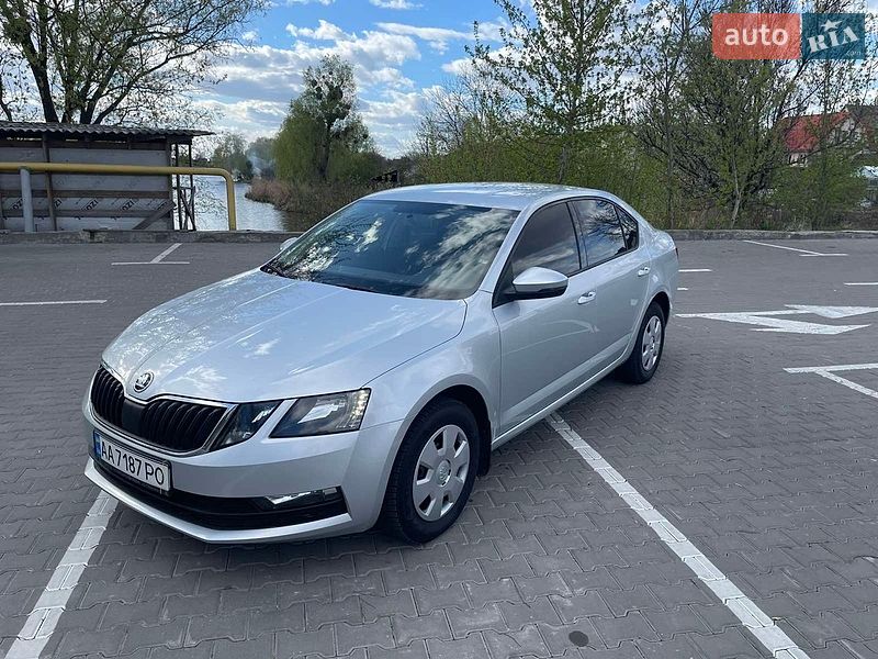 Лифтбек Skoda Octavia 2017 в Киеве