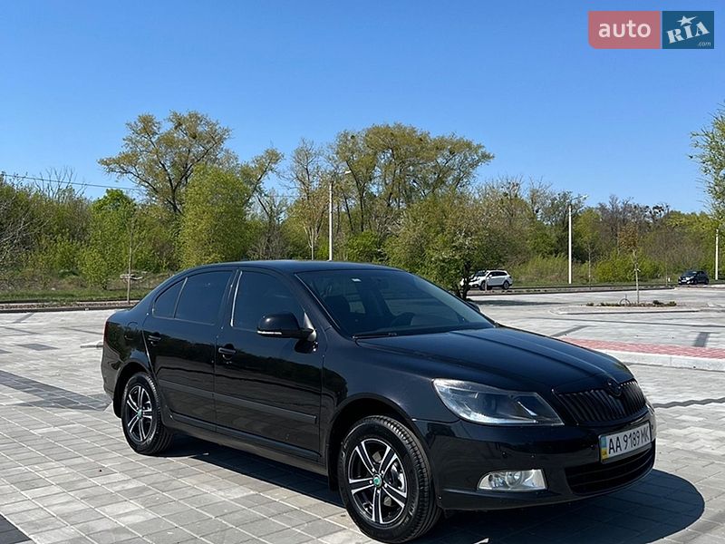 Лифтбек Skoda Octavia 2012 в Черкассах