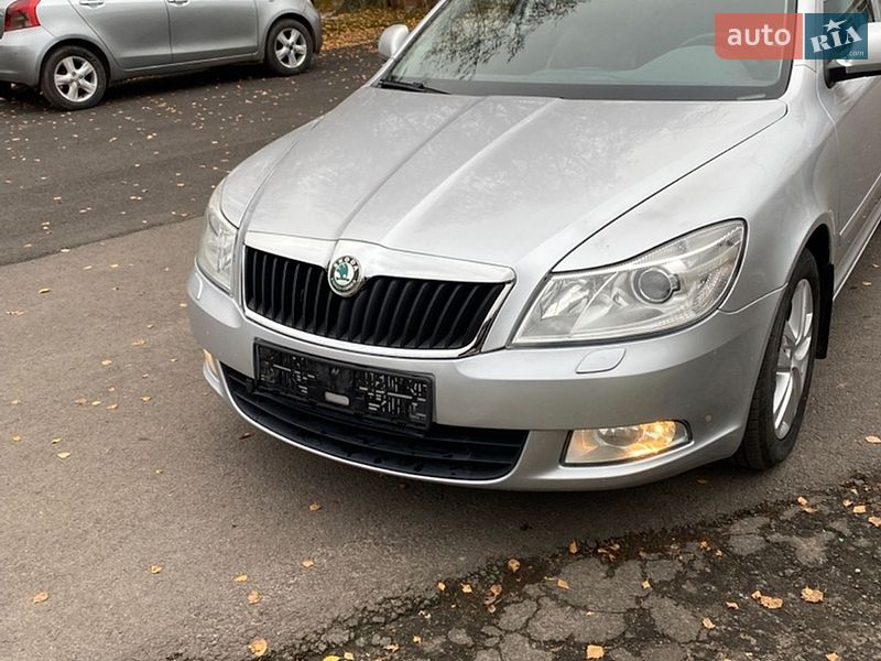 Универсал Skoda Octavia 2012 в Ровно