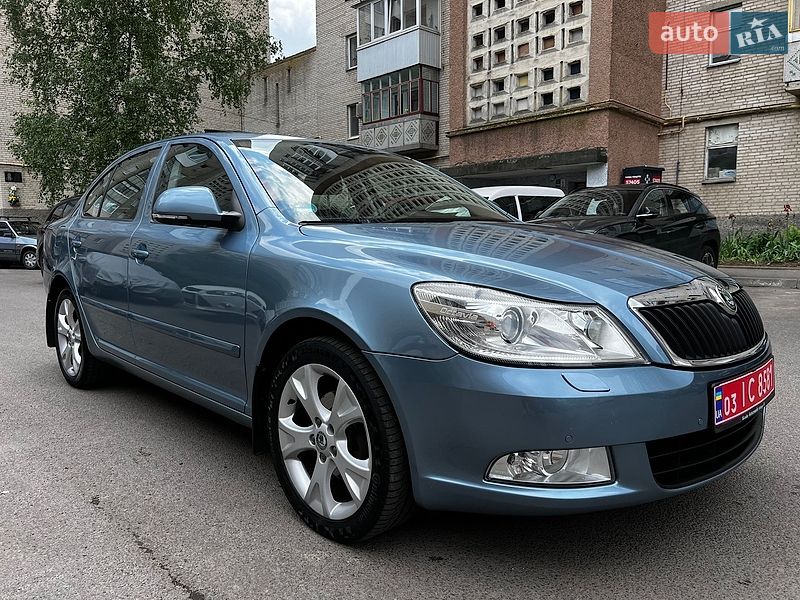 Лифтбек Skoda Octavia 2010 в Луцке