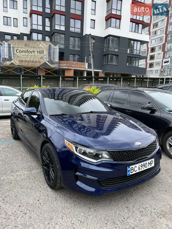 Седан Kia Optima 2018 в Львове