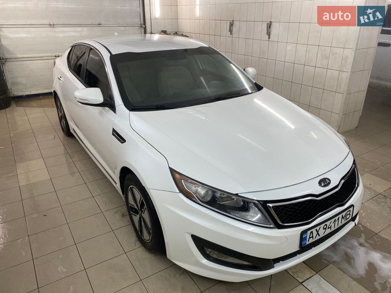 Седан Kia Optima 2011 в Харькове