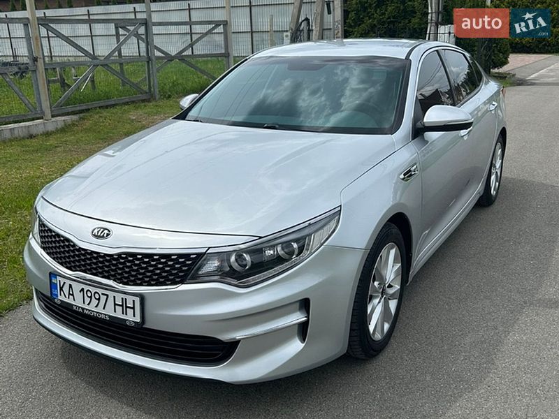 Седан Kia Optima 2016 в Киеве