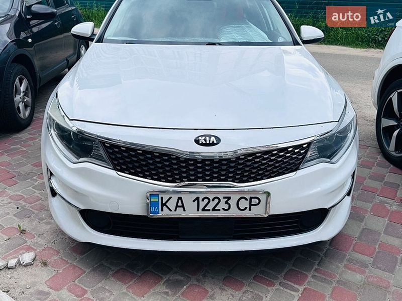 Седан Kia Optima 2016 в Киеве