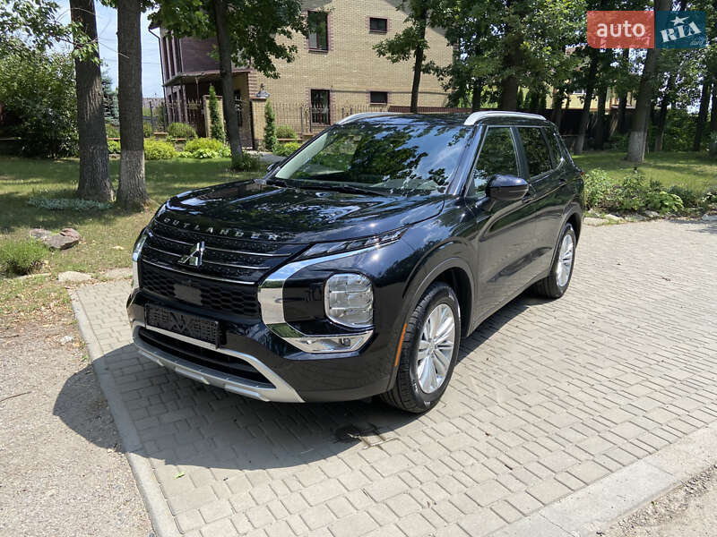 Внедорожник / Кроссовер Mitsubishi Outlander 2022 в Умани
