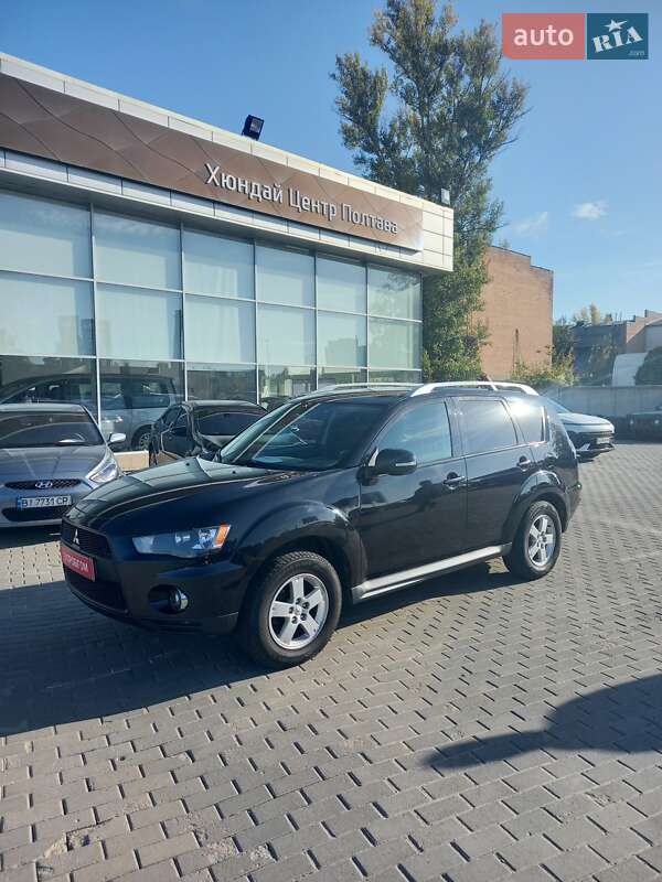 Внедорожник / Кроссовер Mitsubishi Outlander 2010 в Полтаве
