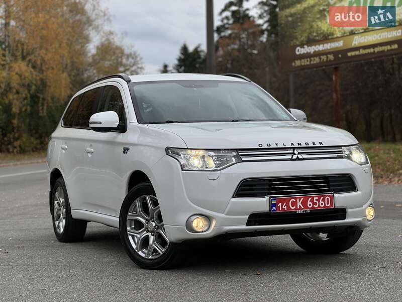 Внедорожник / Кроссовер Mitsubishi Outlander 2014 в Трускавце Внедорожник / Кроссовер Mitsubishi Outlander 2014 в Трускавце