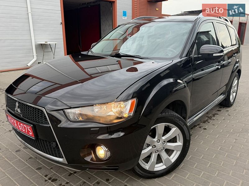 Внедорожник / Кроссовер Mitsubishi Outlander 2010 в Сумах