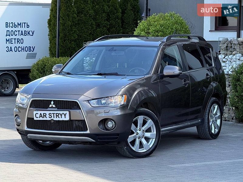 Внедорожник / Кроссовер Mitsubishi Outlander 2009 в Стрые Внедорожник / Кроссовер Mitsubishi Outlander 2009 в Стрые