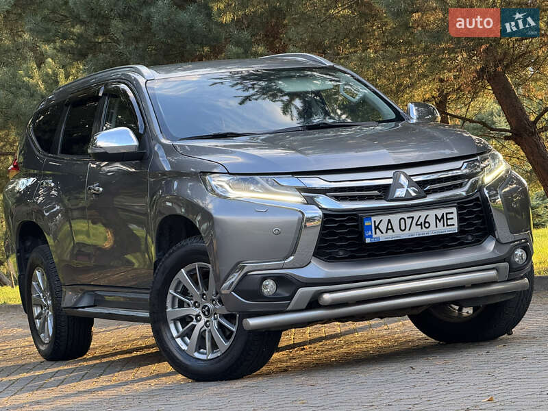 Внедорожник / Кроссовер Mitsubishi Pajero Sport 2019 в Дрогобыче
