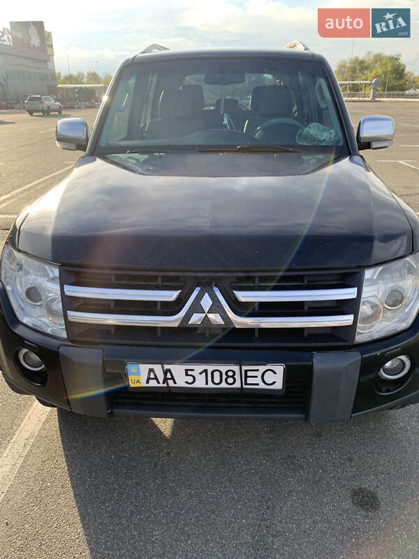 Позашляховик / Кросовер Mitsubishi Pajero Wagon 2007 в Києві Позашляховик / Кросовер Mitsubishi Pajero Wagon 2007 в Києві