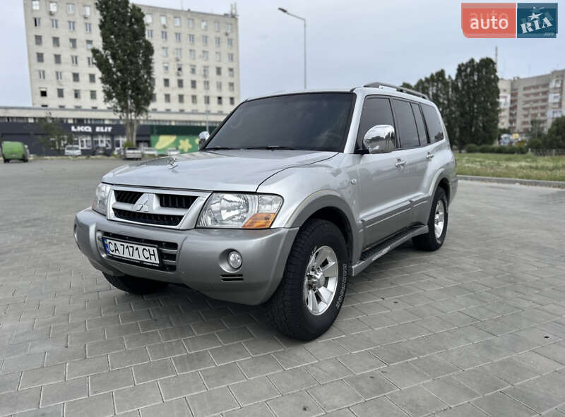 Внедорожник / Кроссовер Mitsubishi Pajero Wagon 2003 в Черкассах Внедорожник / Кроссовер Mitsubishi Pajero Wagon 2003 в Черкассах