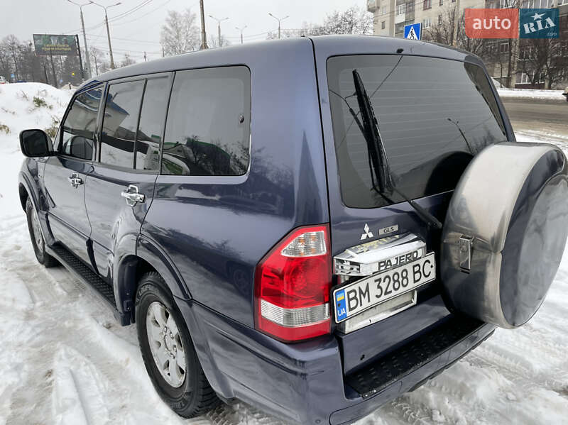Внедорожник / Кроссовер Mitsubishi Pajero 2006 в Сумах
