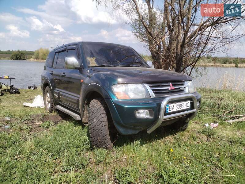 Внедорожник / Кроссовер Mitsubishi Pajero 2000 в Кропивницком