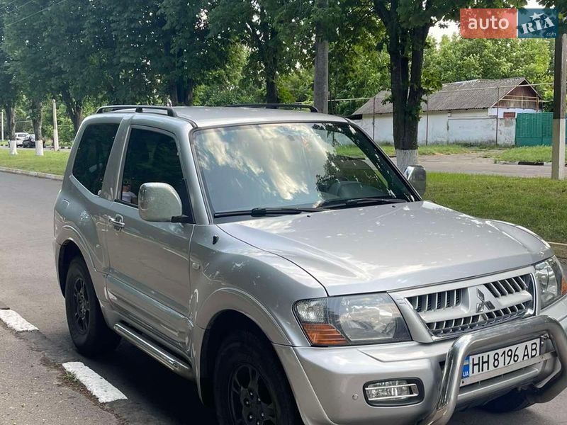 Внедорожник / Кроссовер Mitsubishi Pajero 2000 в Подольске