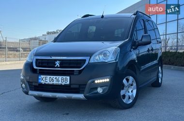 Мінівен Peugeot Partner 2016 в Дніпрі