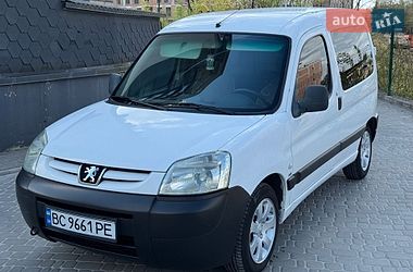 Вантажний фургон Peugeot Partner 2004 в Львові