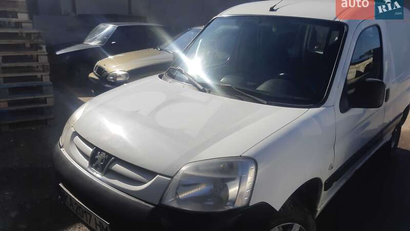 Минивэн Peugeot Partner 2011 в Одессе Минивэн Peugeot Partner 2011 в Одессе
