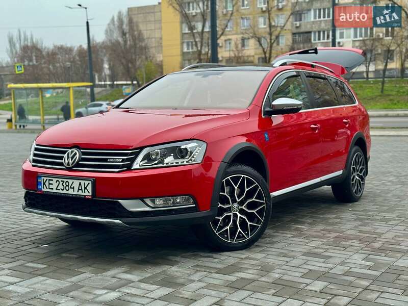 Універсал Volkswagen Passat Alltrack 2012 в Дніпрі Універсал Volkswagen Passat Alltrack 2012 в Дніпрі