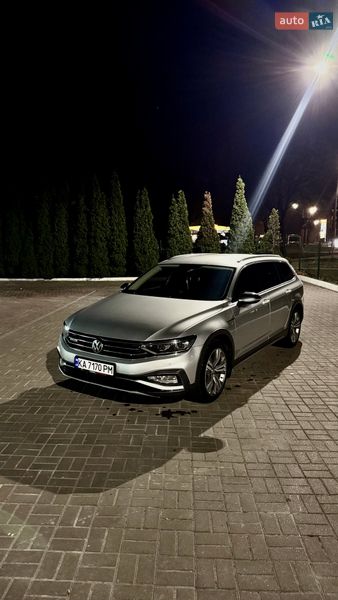 Универсал Volkswagen Passat Alltrack 2019 в Киеве Универсал Volkswagen Passat Alltrack 2019 в Киеве