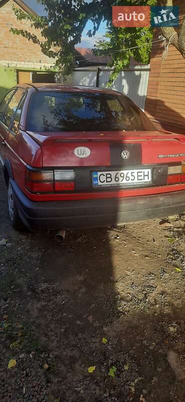 Седан Volkswagen Passat 1992 в Нежине