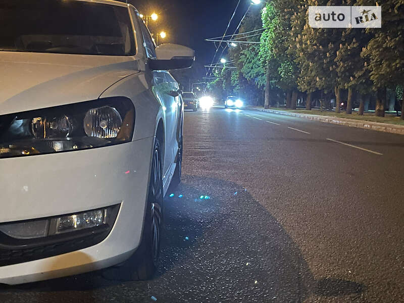 Седан Volkswagen Passat 2013 в Краматорске