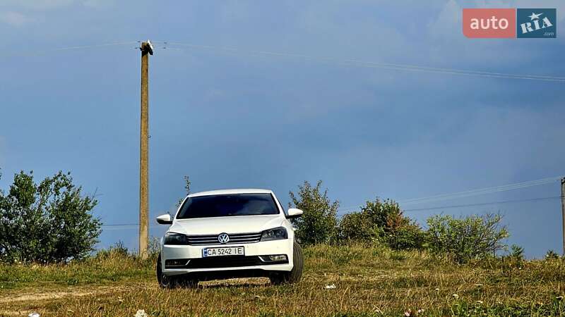 Седан Volkswagen Passat 2013 в Тальном Седан Volkswagen Passat 2013 в Тальном