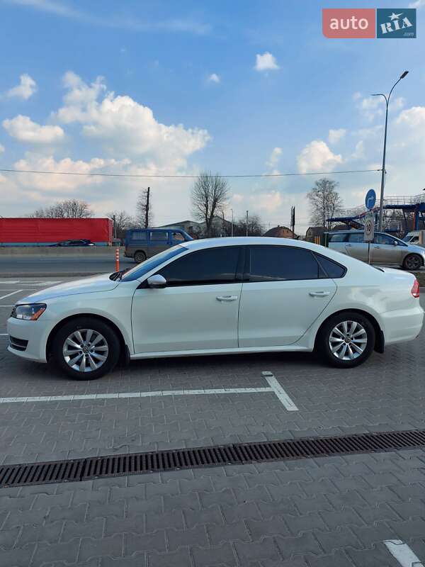 Седан Volkswagen Passat 2011 в Киеве Седан Volkswagen Passat 2011 в Киеве